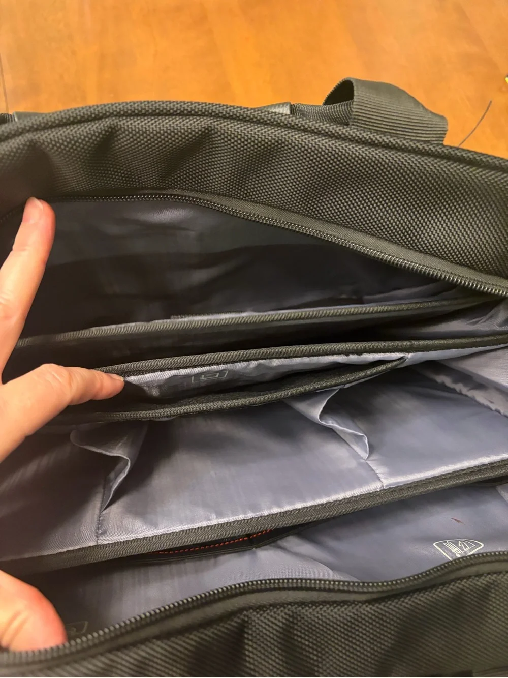 Samsonite 16 inch laptop briefcase